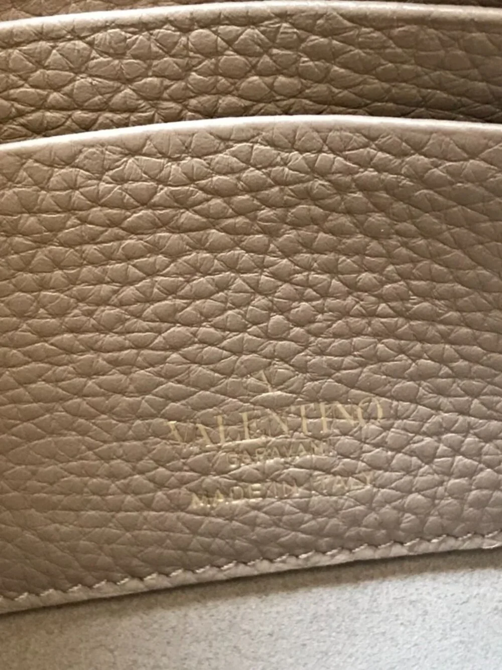 Valentino Garavani Rockstud Flat Pouch Bag Purse Clutch Womens Poudre Leather